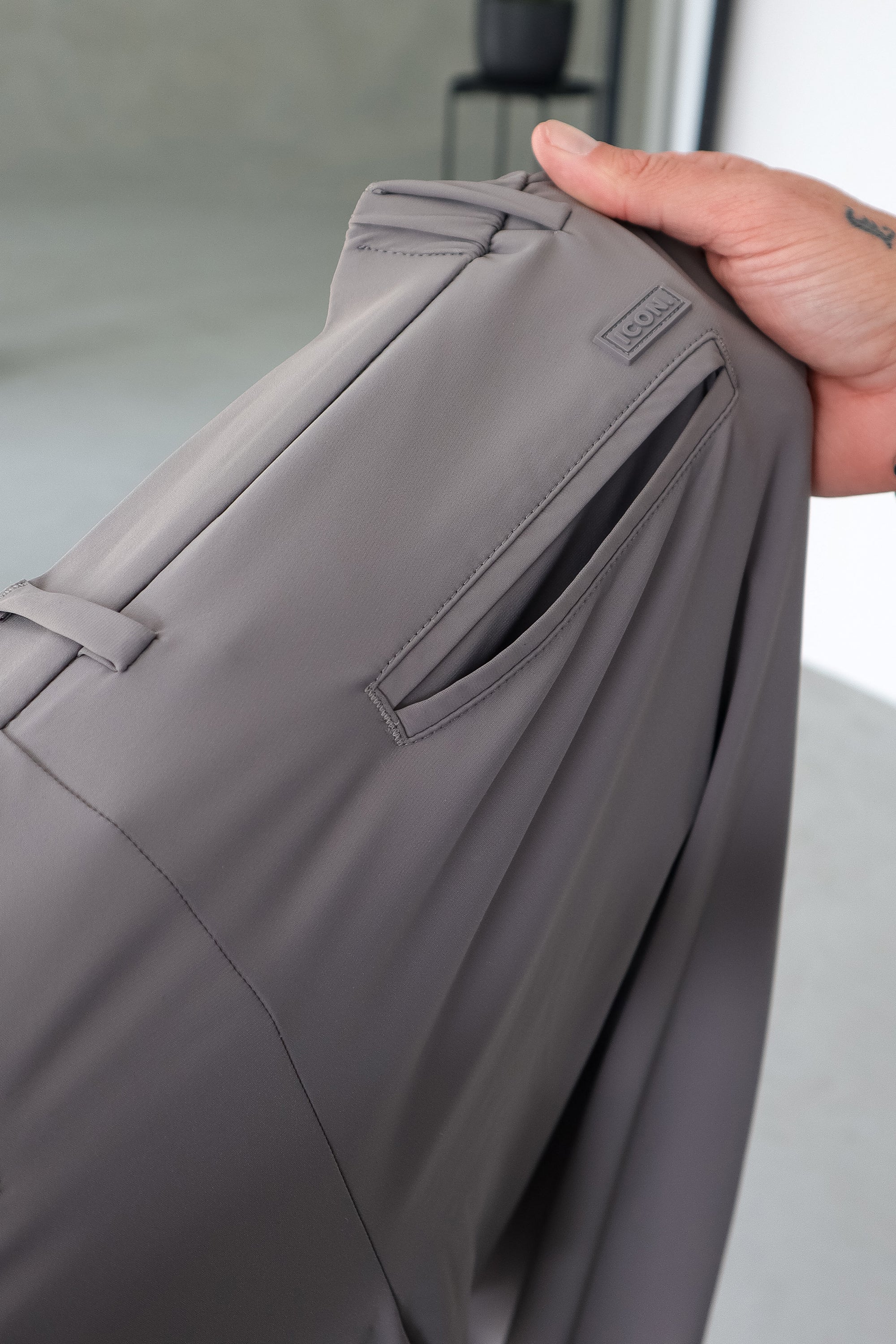 THE CALLOWAY TROUSERS