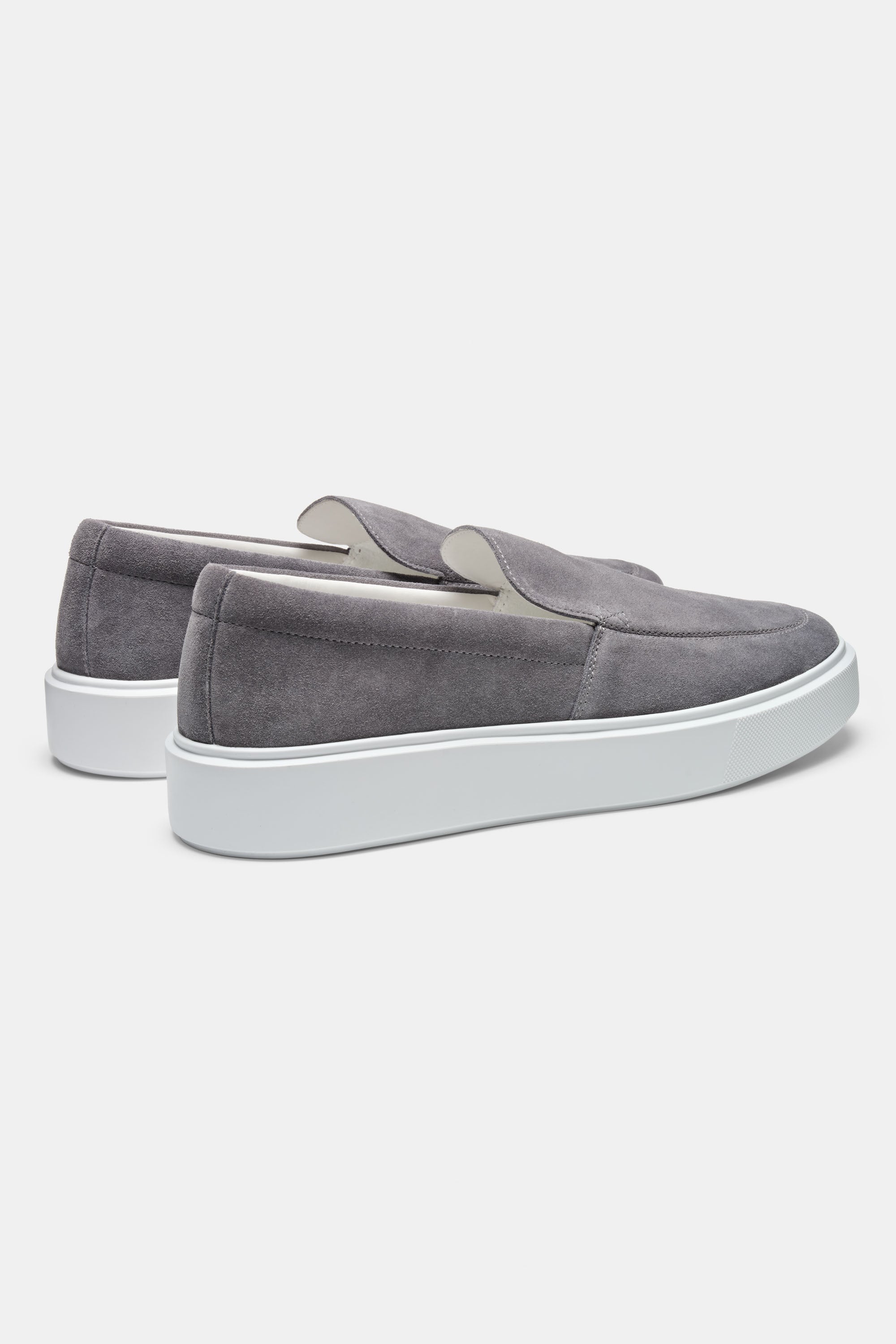 THE CLASSIC SUEDE SLIP ON
