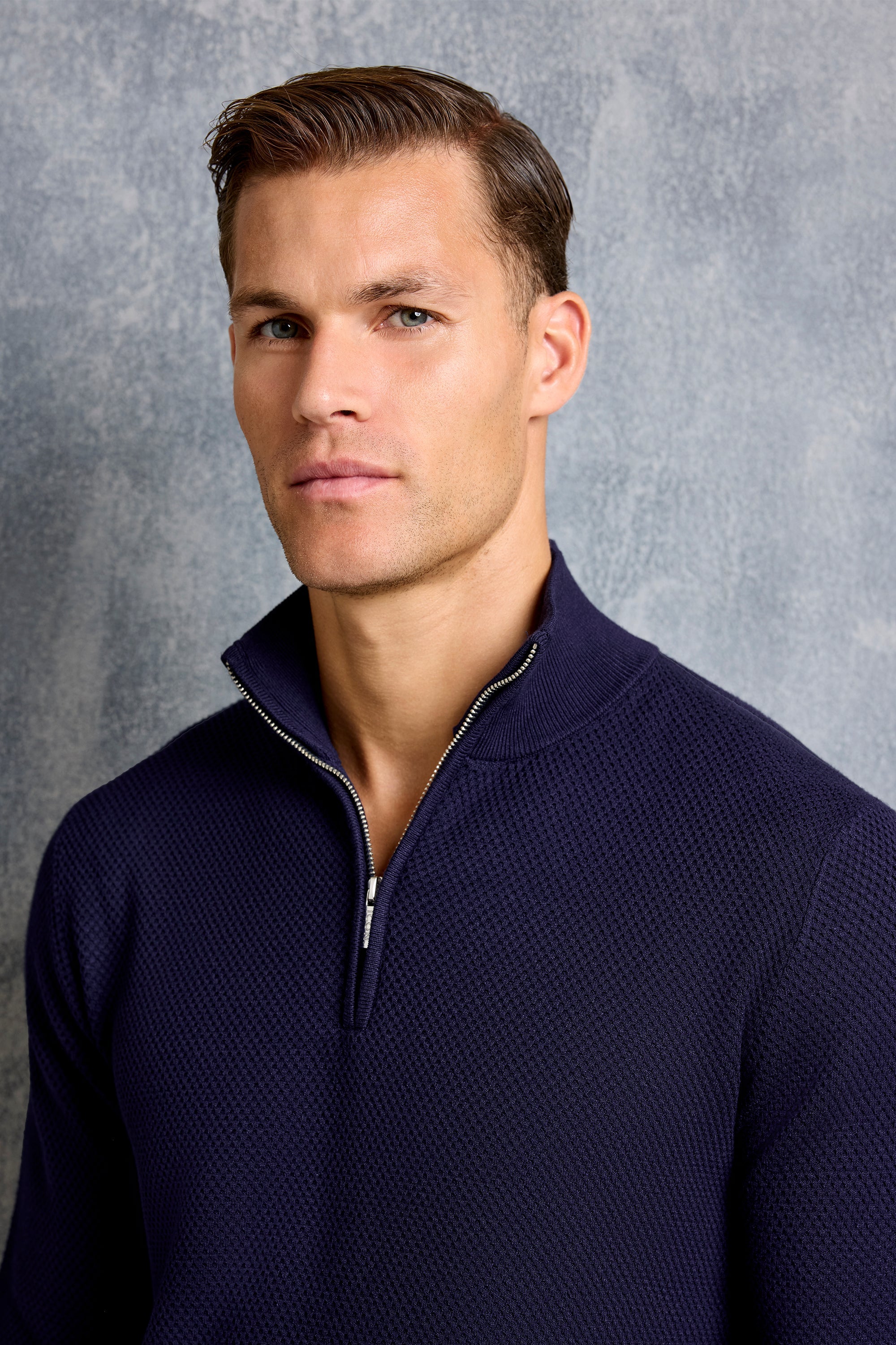 THE KENSIGNTON QUARTER-ZIP SWEATER