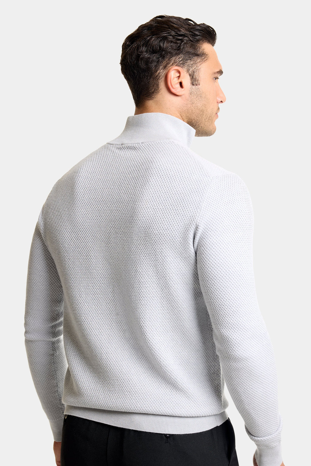 THE KENSIGNTON QUARTER-ZIP SWEATER