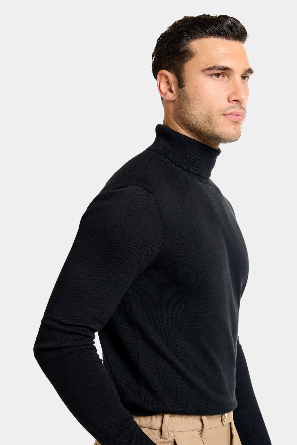 THE PORTER TURTLENECK SWEATER