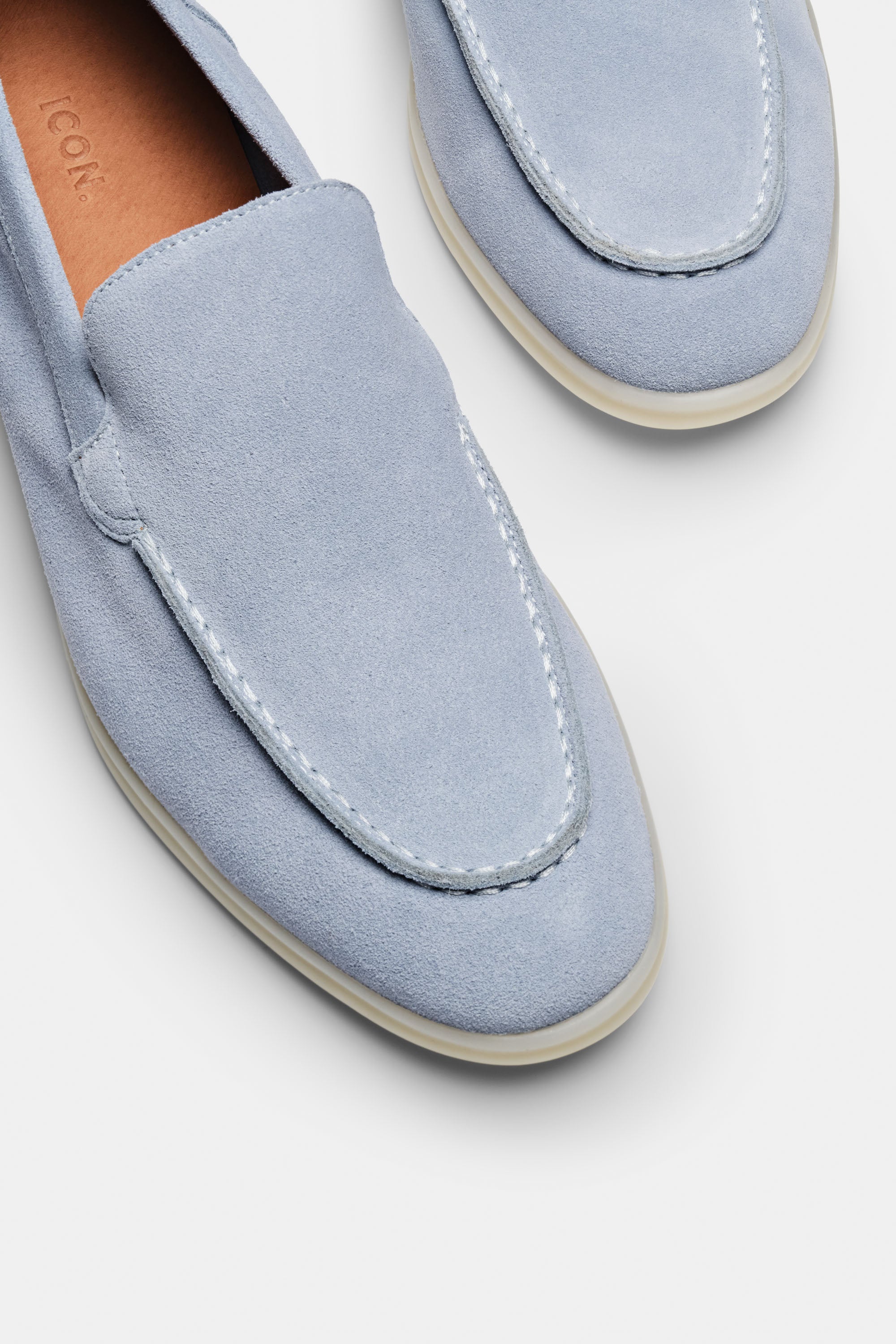 THE CLASSIC SUEDE LOAFER