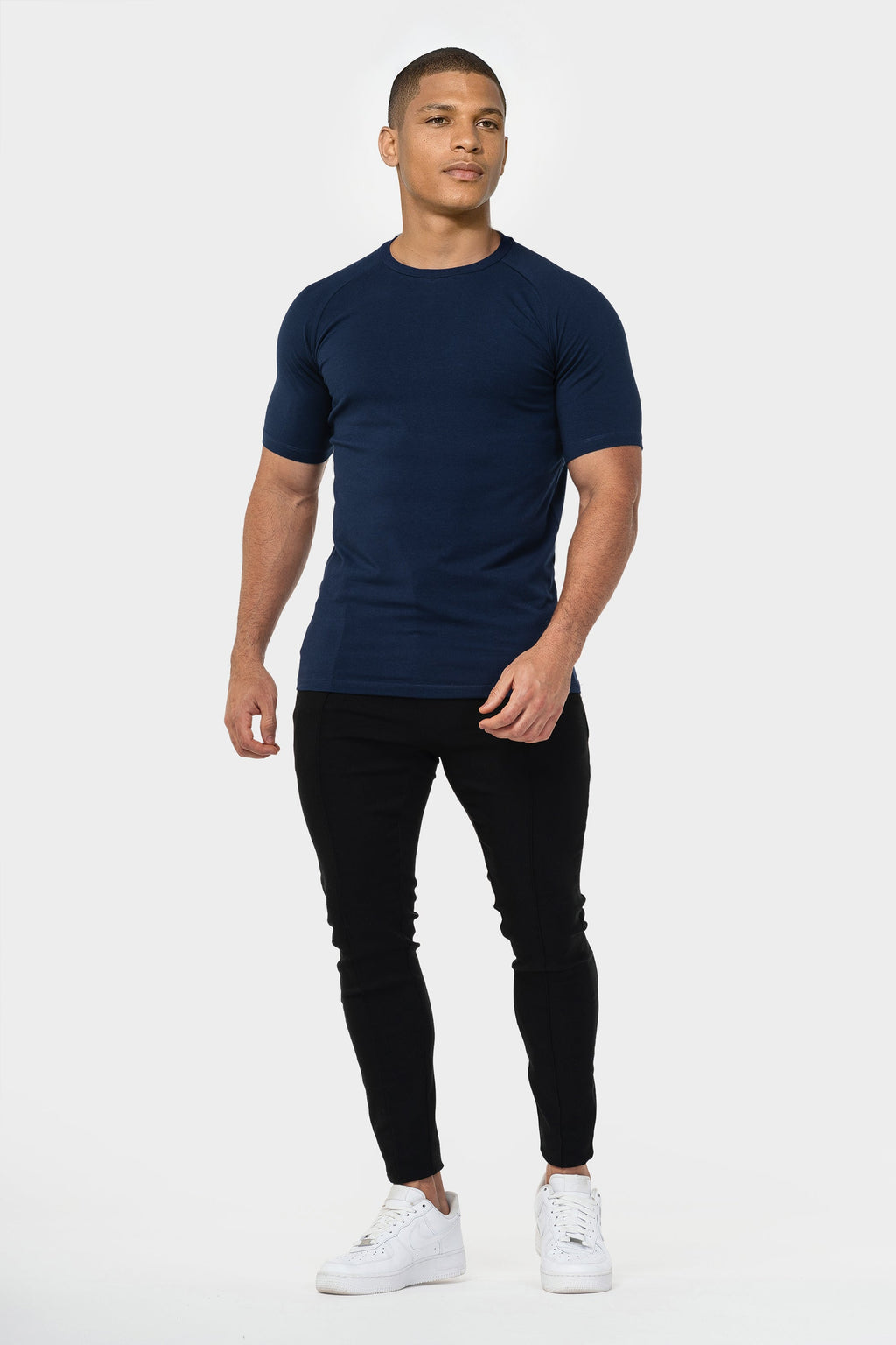 THE MUSCLE BASIC T-SHIRT